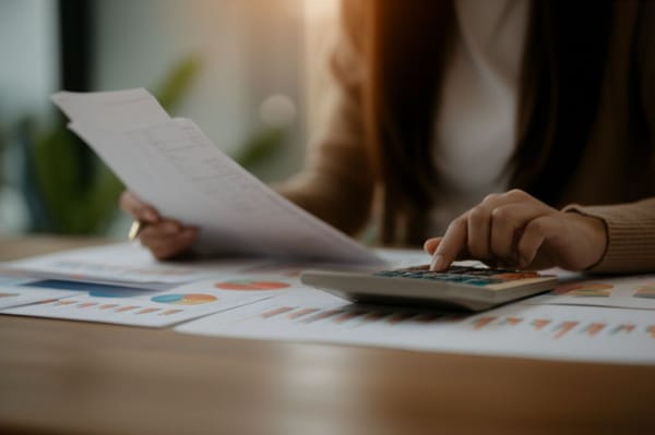 Dicas para negociar dívidas e recuperar a saúde financeira